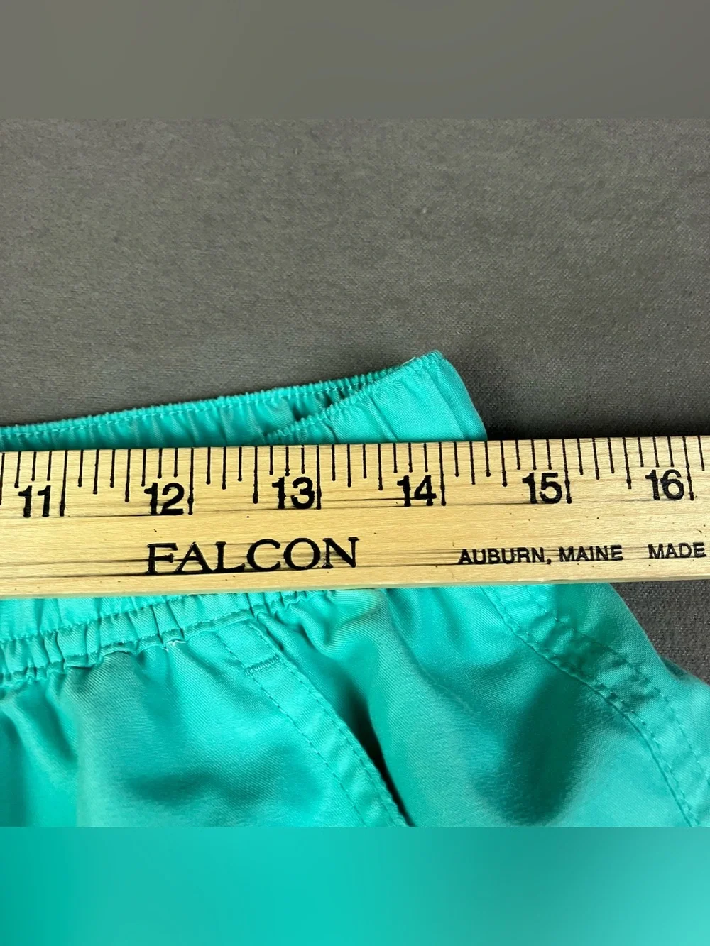 Vineyard Vines Men's Swim Trunks Size M Light Blue Teal Lined Pockets